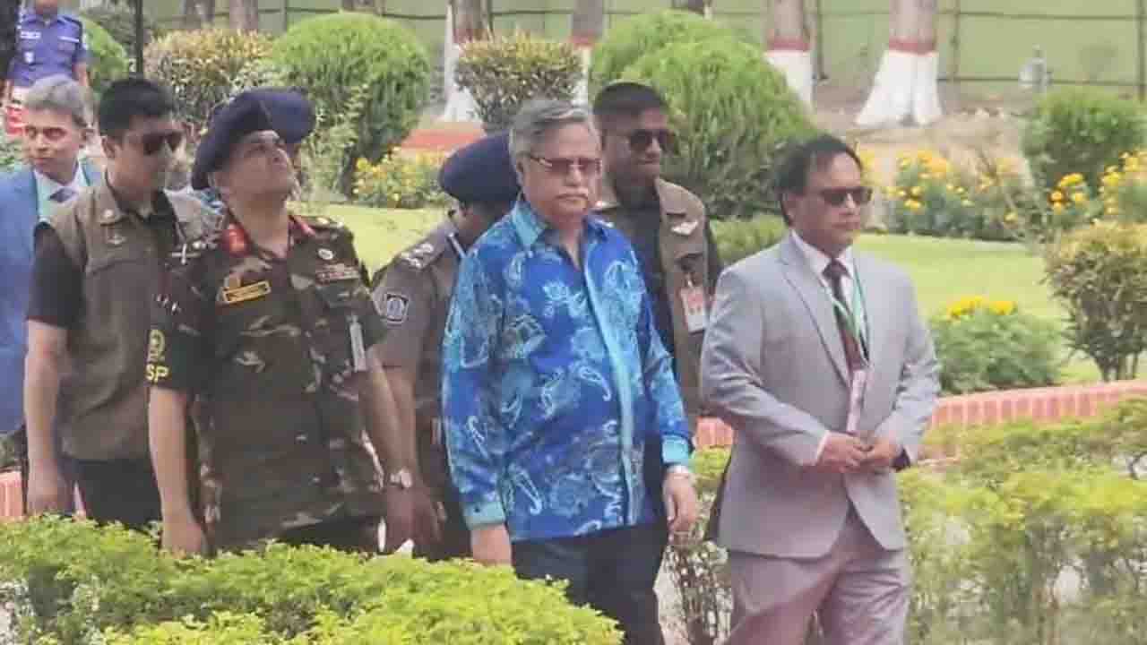 চার দিনের রাষ্ট্রীয় সফরে পাবনায় রাষ্ট্রপতি মো. সাহাবুদ্দিন