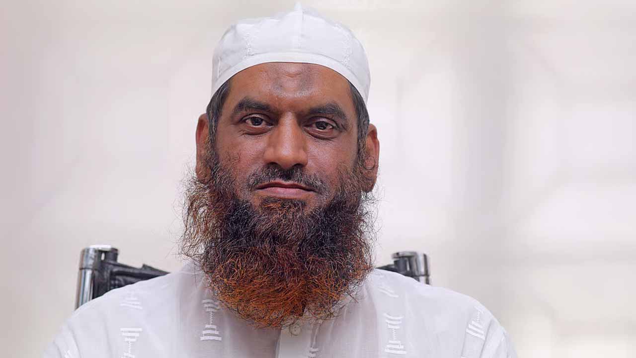 নির্বাচনী আচরণবিধি লঙ্ঘনের অভিযোগে মামুনুল হককে শোকজ