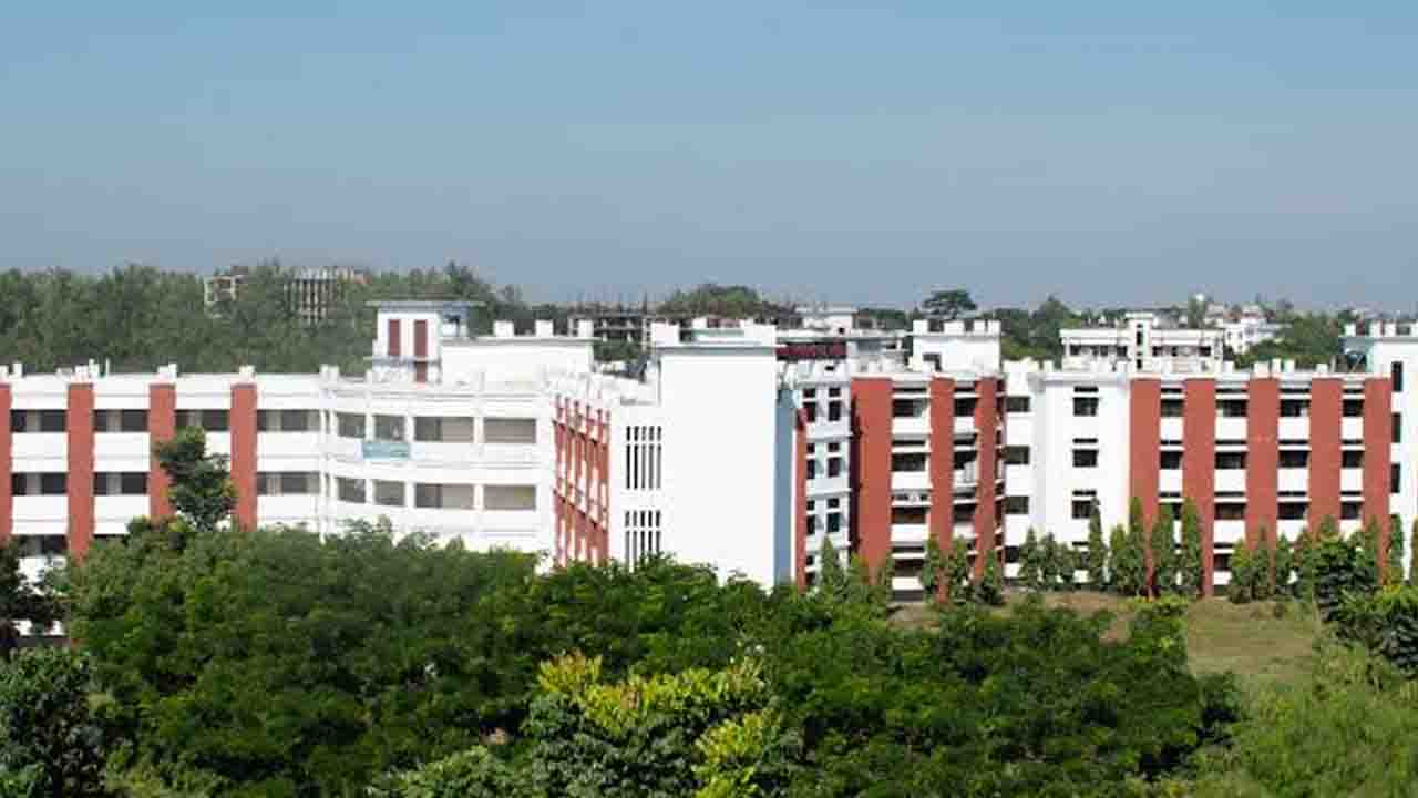 বেরোবিতে ব্রাকসু ও হল সংসদ নির্বাচনের পুনঃতফসিল প্রকাশ