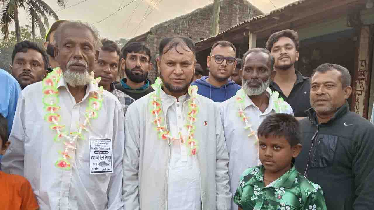 শান্তিপূর্ণ পরিবেশে ঘোড়াঘাট রিক্সা-ভ্যান শ্রমিক ইউনিয়নের নির্বাচন শেষ