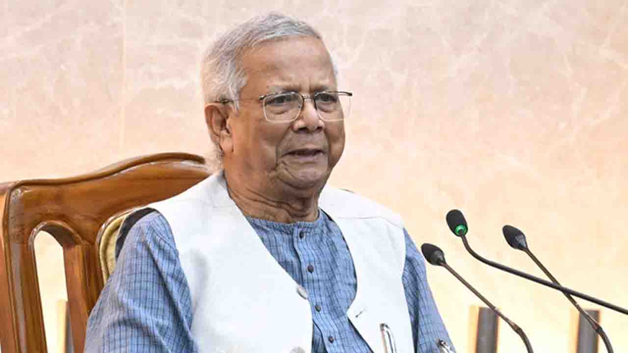 শেখ হাসিনার আমলের নির্বাচনকে ‘তামাশা’ বললেন প্রধান উপদেষ্টা