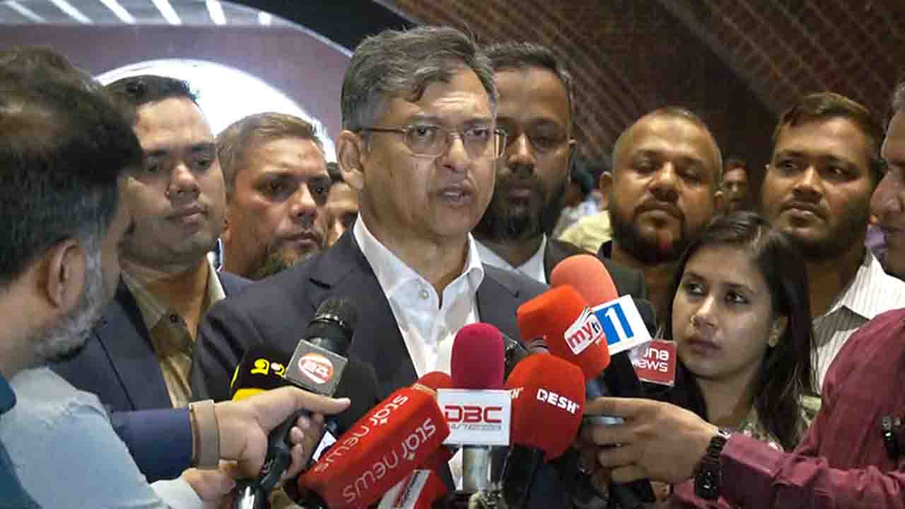 সংবিধান অনুযায়ী সংসদ আহ্বান, সংস্কার পরিষদ বলতে কিছু নেই : স্বরাষ্ট্রমন্ত্রী
