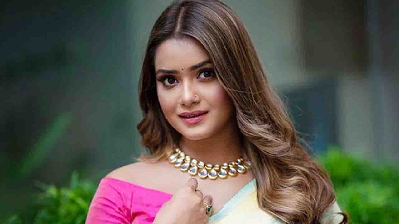অভিনেত্রী তিশার বিরুদ্ধে মামলা হচ্ছে