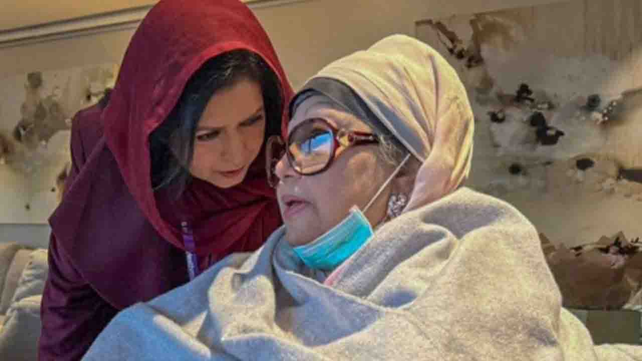 খালেদা জিয়াকে লন্ডনে নিতে ঢাকায় আসছেন জোবাইদা রহমান