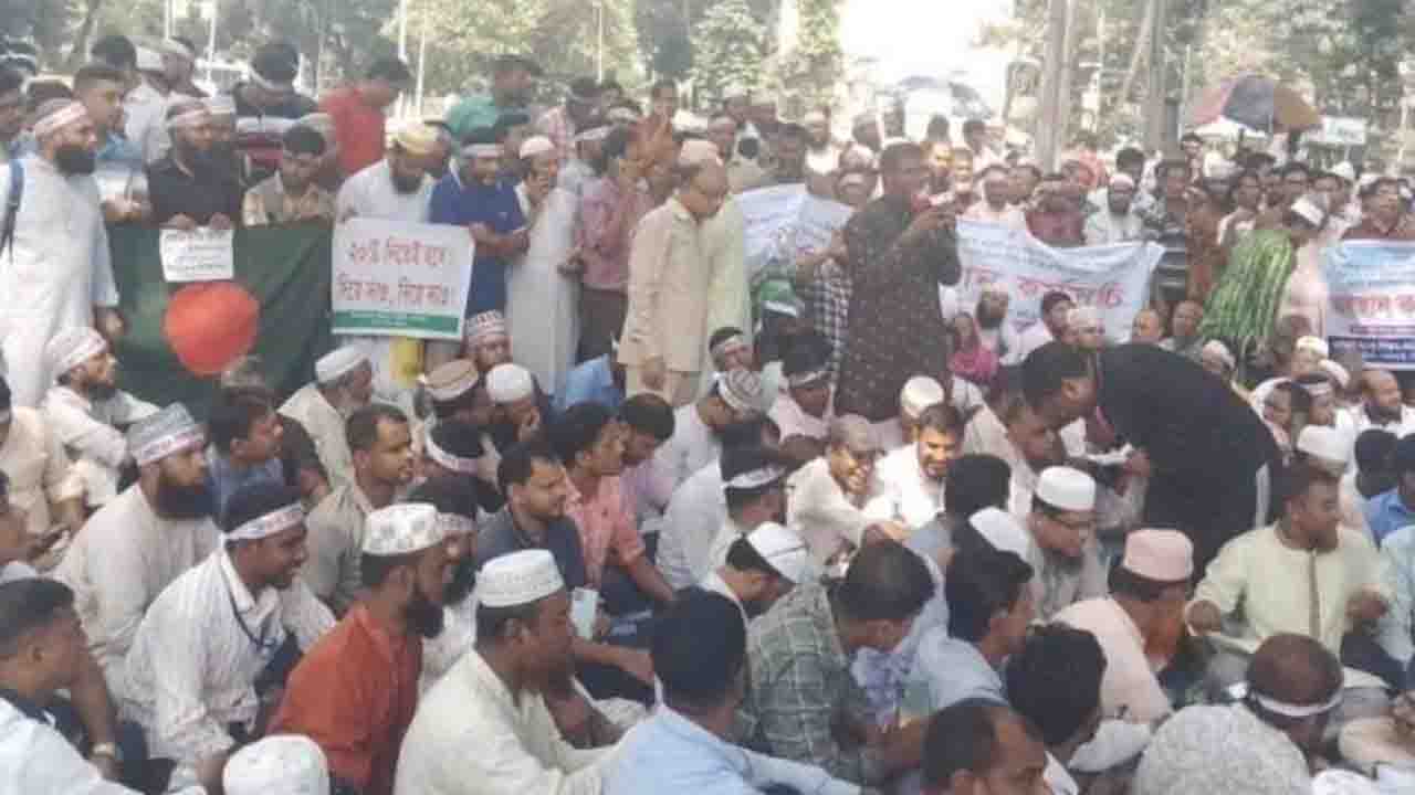 মাধ্যমিক শিক্ষকদের কর্মবিরতি প্রত্যাহারের আভাস