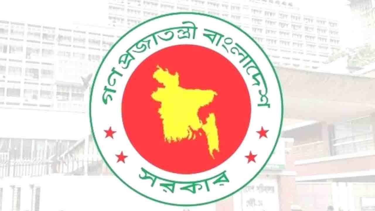 পে-স্কেল নিয়ে সরকারি কর্মচারীদের যে দাবি