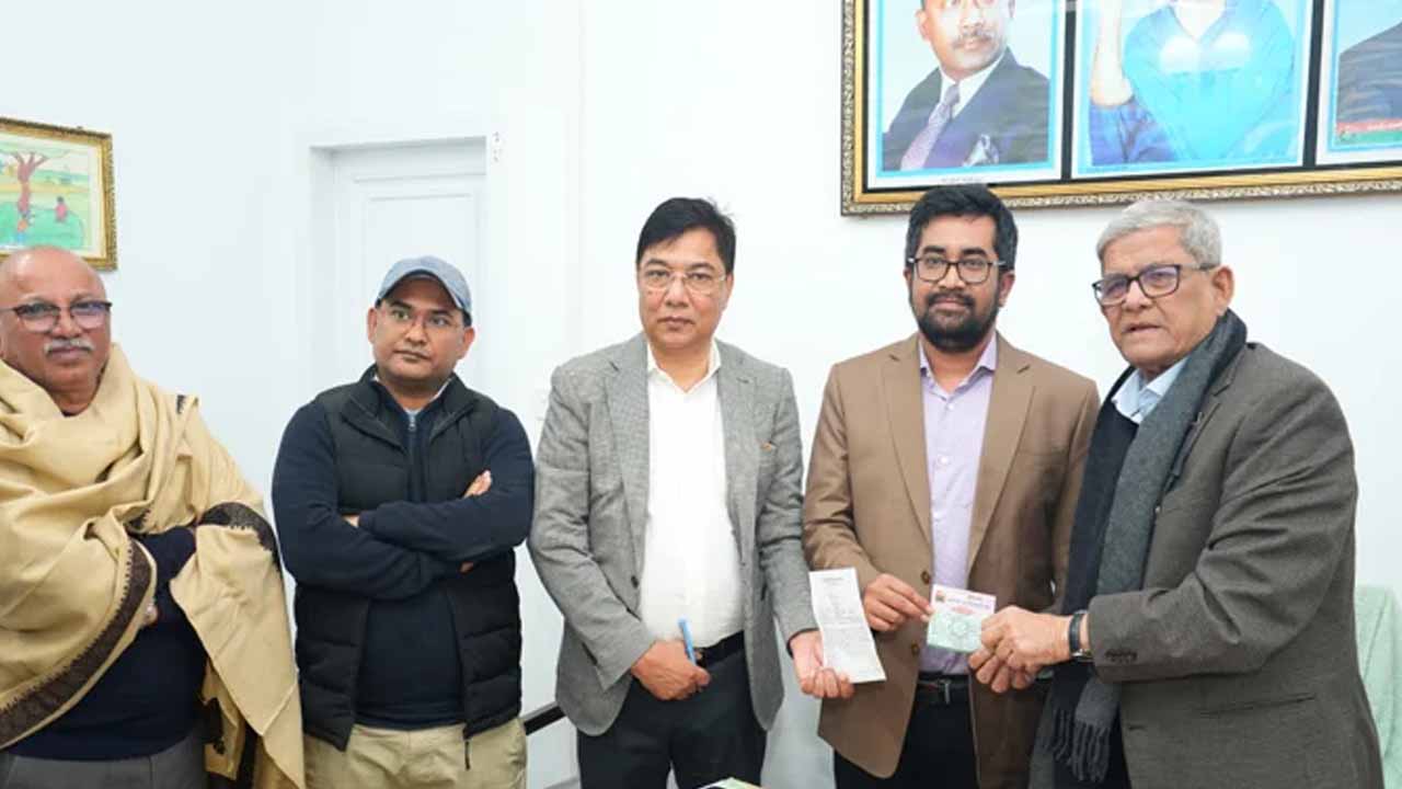বিএনপিতে যোগ দিলেন এনসিপি নেতা