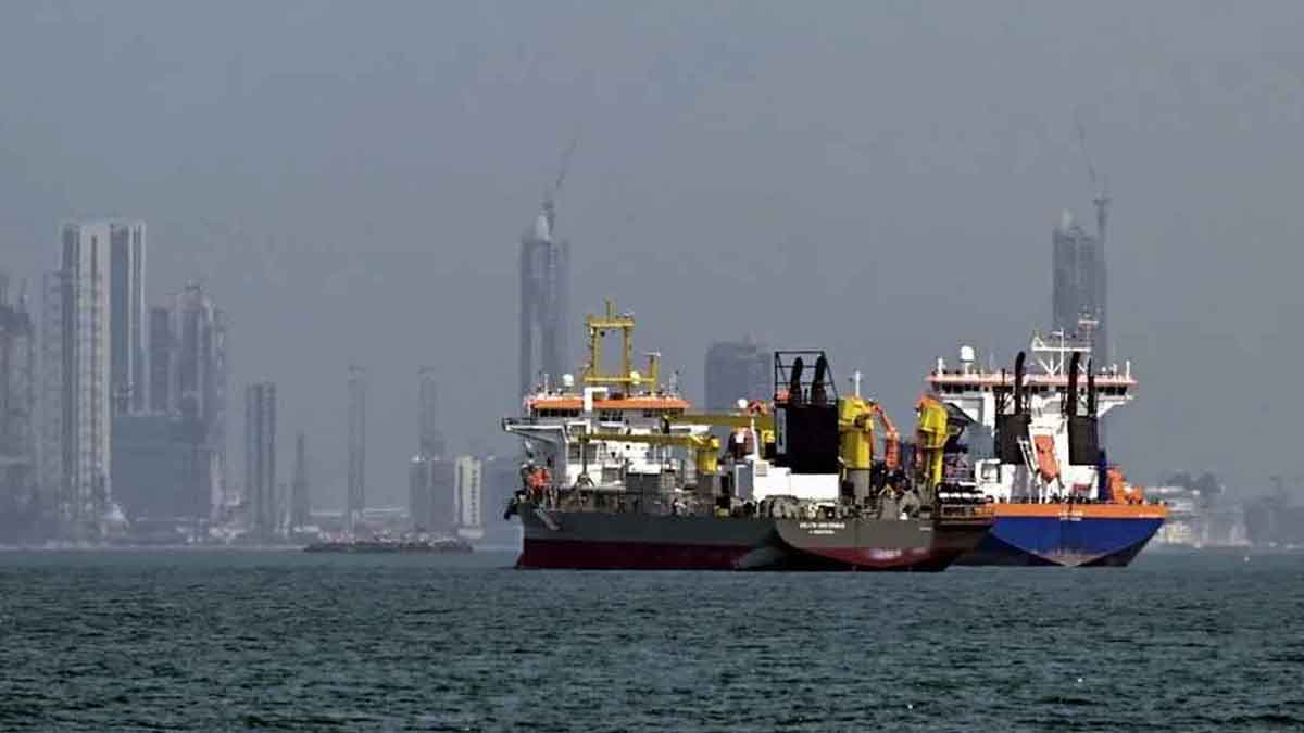 হরমুজ প্রণালিতে টোল বেঁধে দিলো ইরান