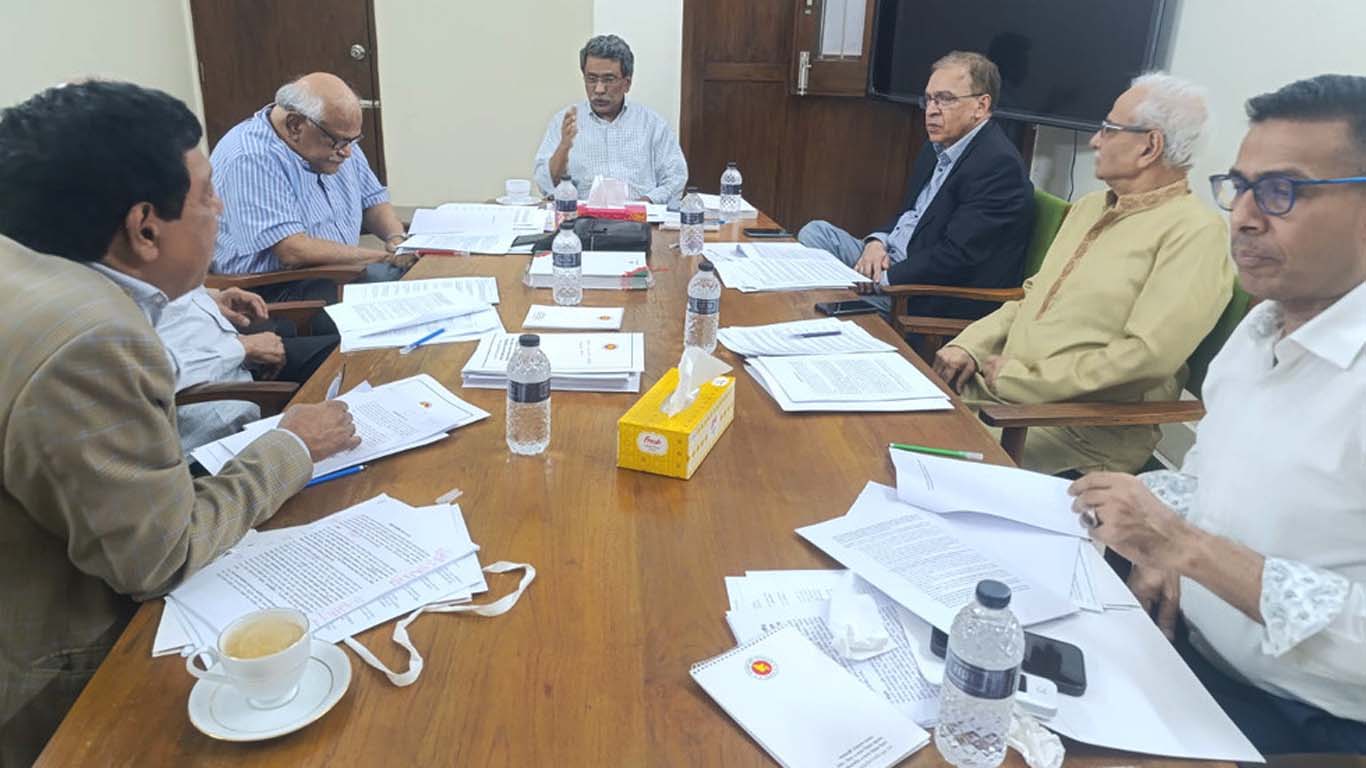 জুলাই সনদের বাস্তবায়ন পদ্ধতি নিয়ে মতবিরোধ, সমাধানে ঐকমত্য কমিশন
