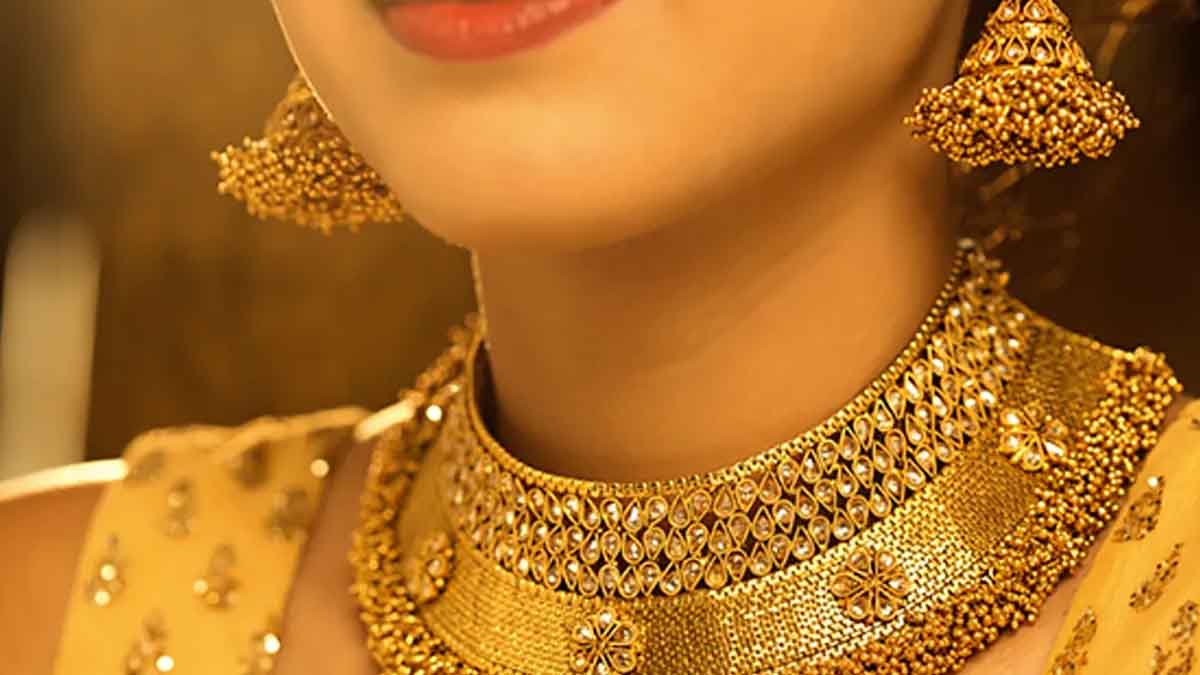 বিশ্ববাজারে আবারও বাড়ল স্বর্ণের দাম