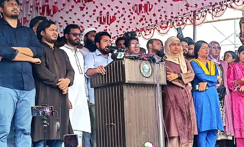 আপনাদের থেকে আমরাই নির্বাচন বেশি চাই: নাহিদ ইসলাম