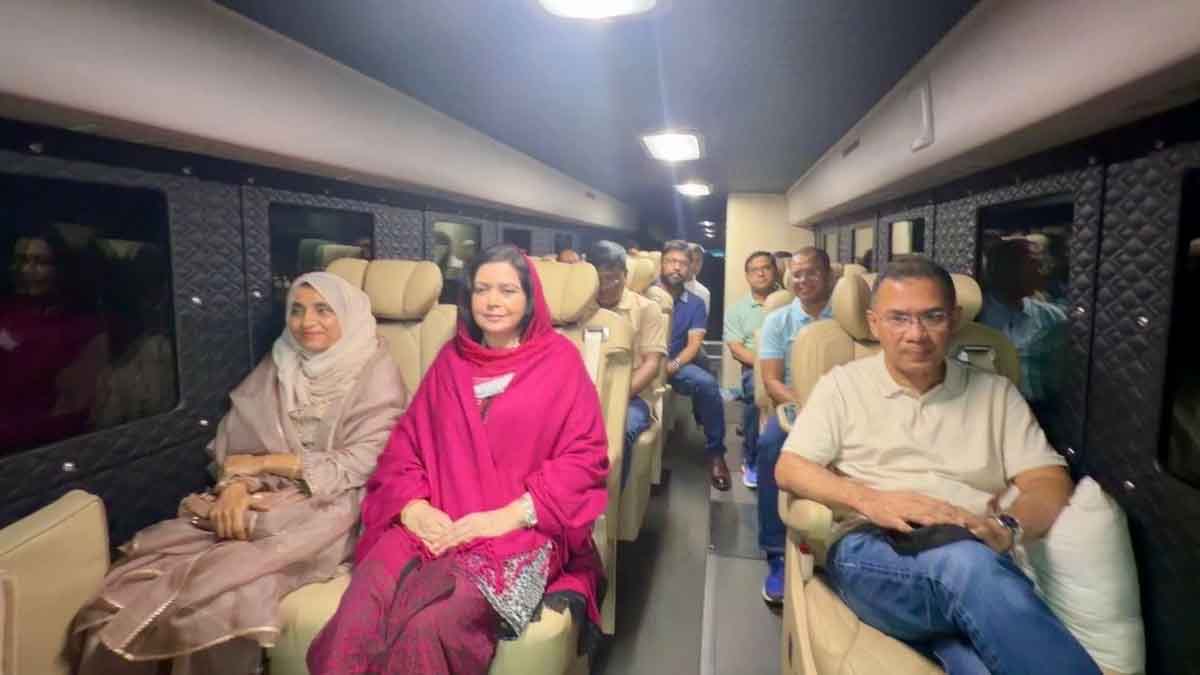 প্রধানমন্ত্রী হিসেবে প্রথমবার নিজ জেলা বগুড়ার পথে তারেক রহমান