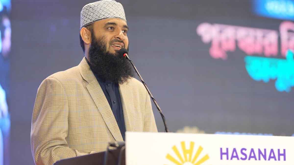 হাসানাহ কুরআন অলিম্পিয়াডের বিজয়ীদের পুরস্কার দিলেন আজহারি