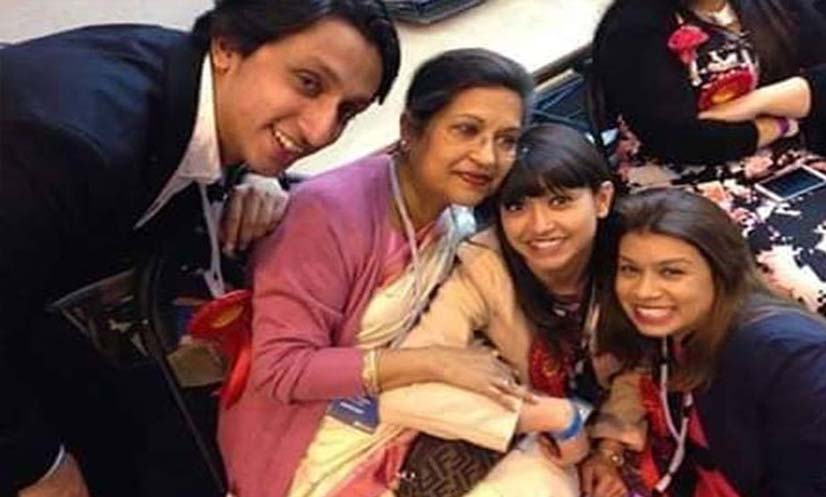 শেখ রেহেনাসহ ৩ সন্তানের বিরুদ্ধে পরোয়ানা জারি
