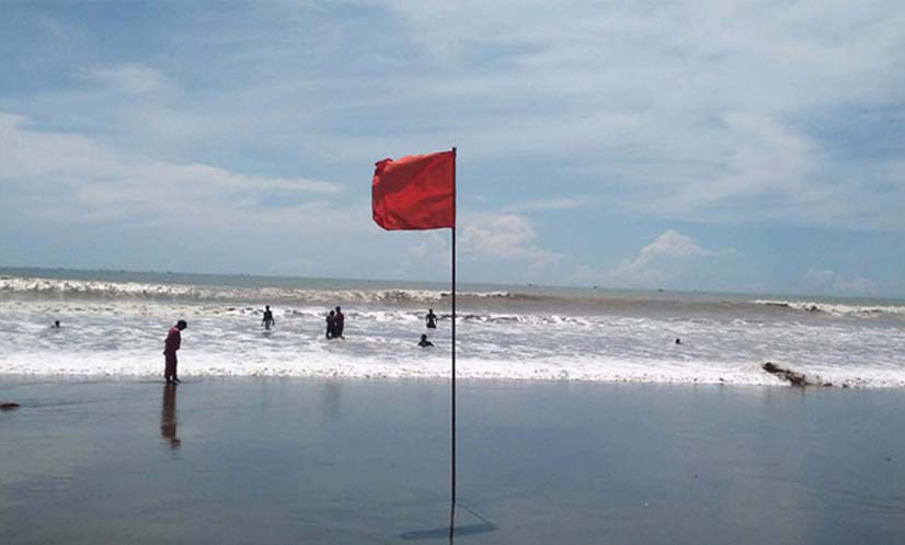 ৪ বন্দরে ৩ নম্বর সতর্কসংকেত, ভারী বৃষ্টির শঙ্কা