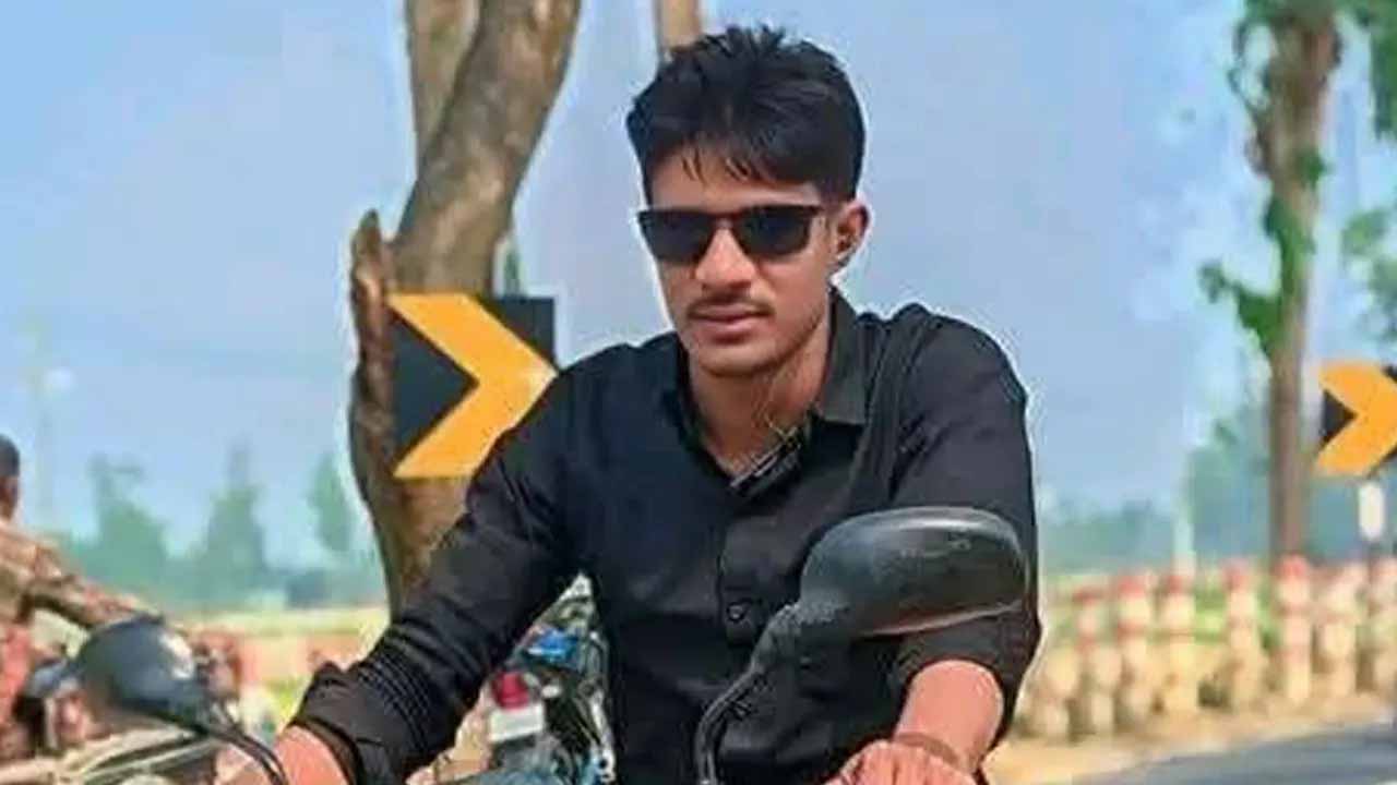 এবার যুবদল কর্মীকে হত্যা