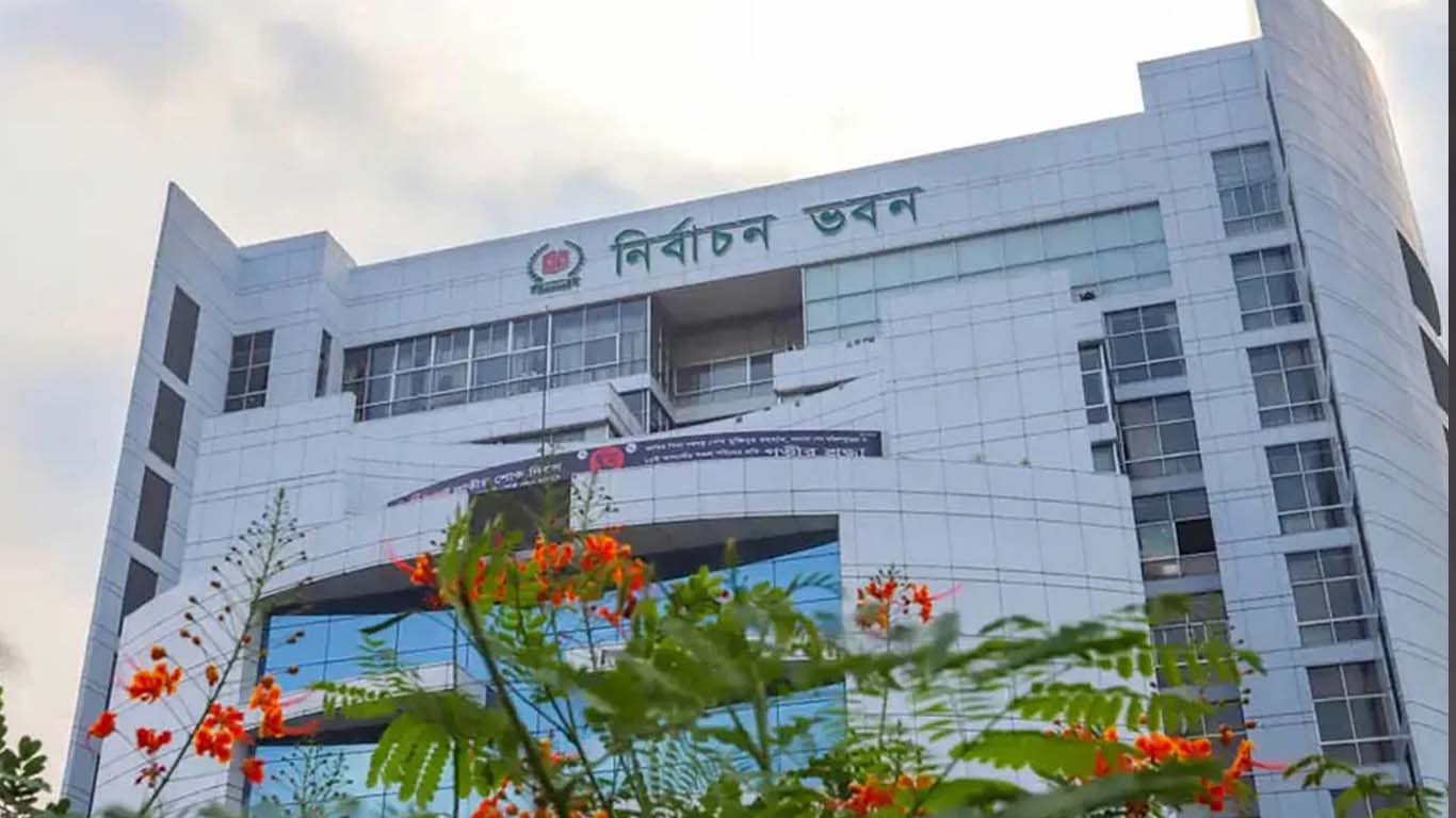 নির্বাচন কর্মকর্তাদের প্যানেল গঠনের নির্দেশ দিল ইসি