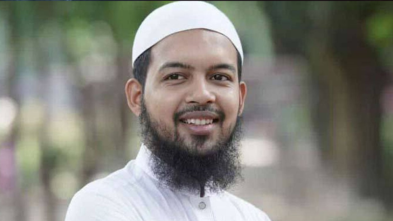 শিবিরকে অভিনন্দন প্রশ্নে চরমোনাই পীরের ‘বিরুদ্ধে’ সেই ভিপি প্রার্থী
