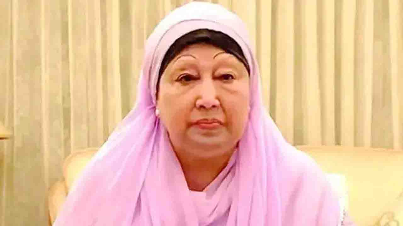 চিকিৎসাধীন খালেদা জিয়াকে আইসিইউতে স্থানান্তর