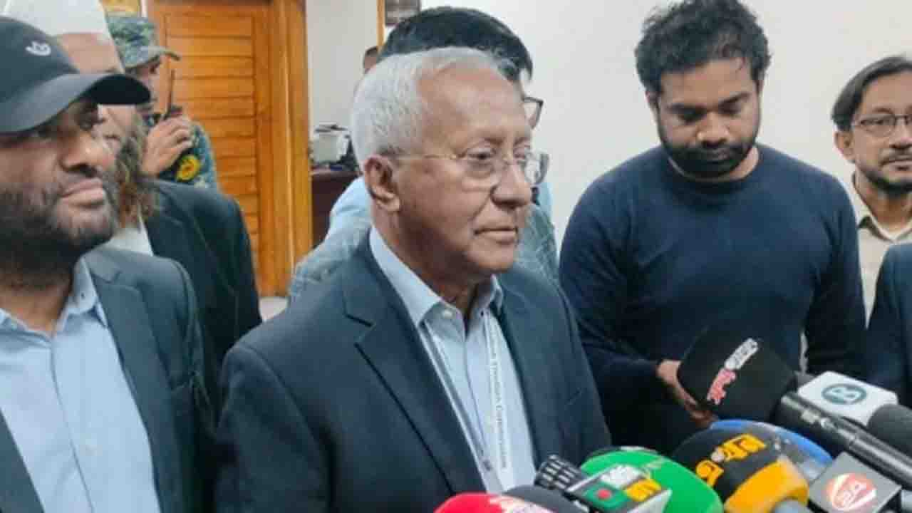 যারা ভোট দিতে পারবেন না, জানালেন ইসি সচিব