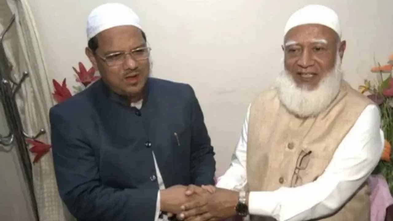 জামায়াত আমিরকে চরমোনাই পীরের ফোন!