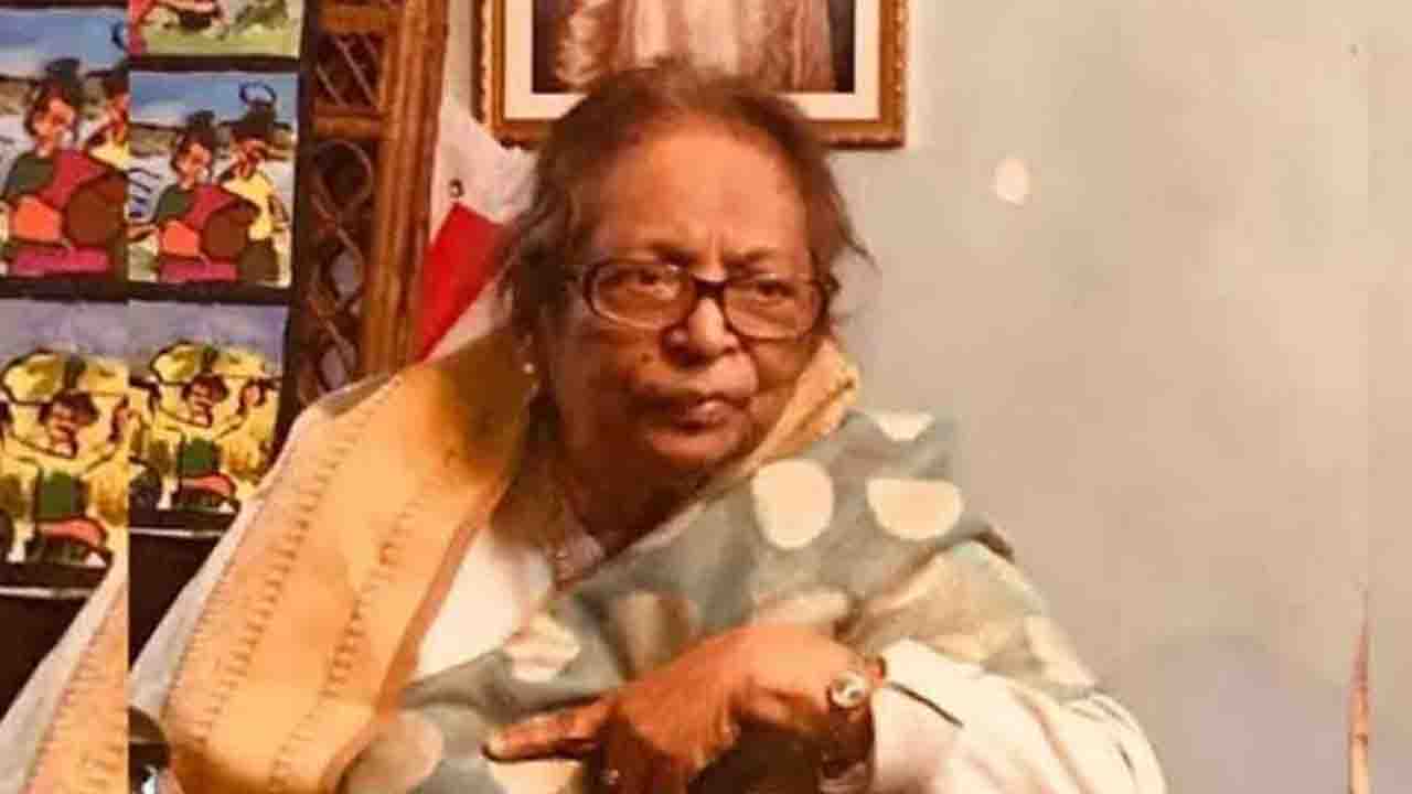 একুশে পদকপ্রাপ্ত কবি জাহানারা আরজু আর নেই