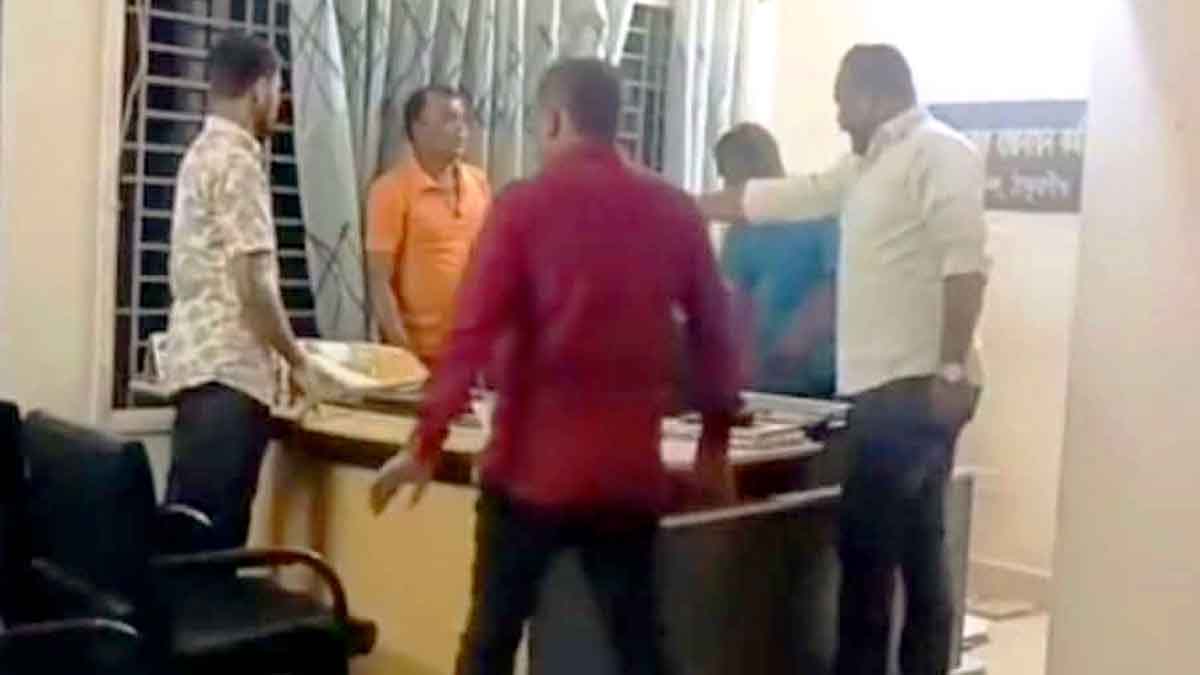 পিআইওকে মারধর গণঅধিকার পরিষদের মামুন গ্রেফতার