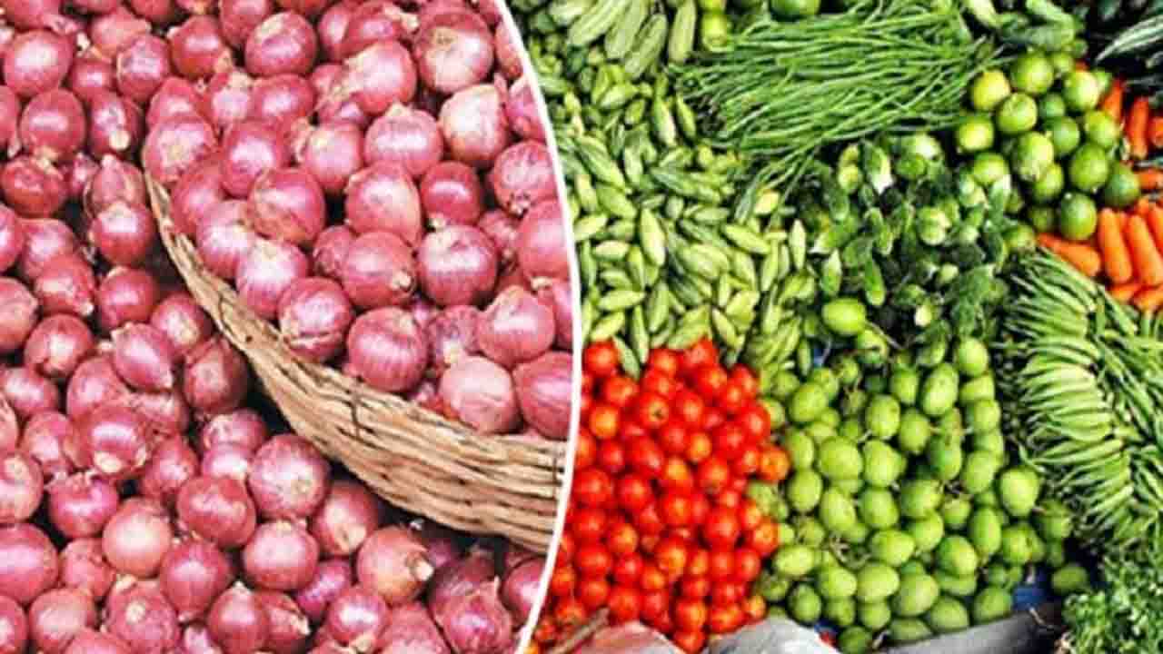 পেঁয়াজ-মরিচের ঝাঁজ কম, সবজির দাম চড়া