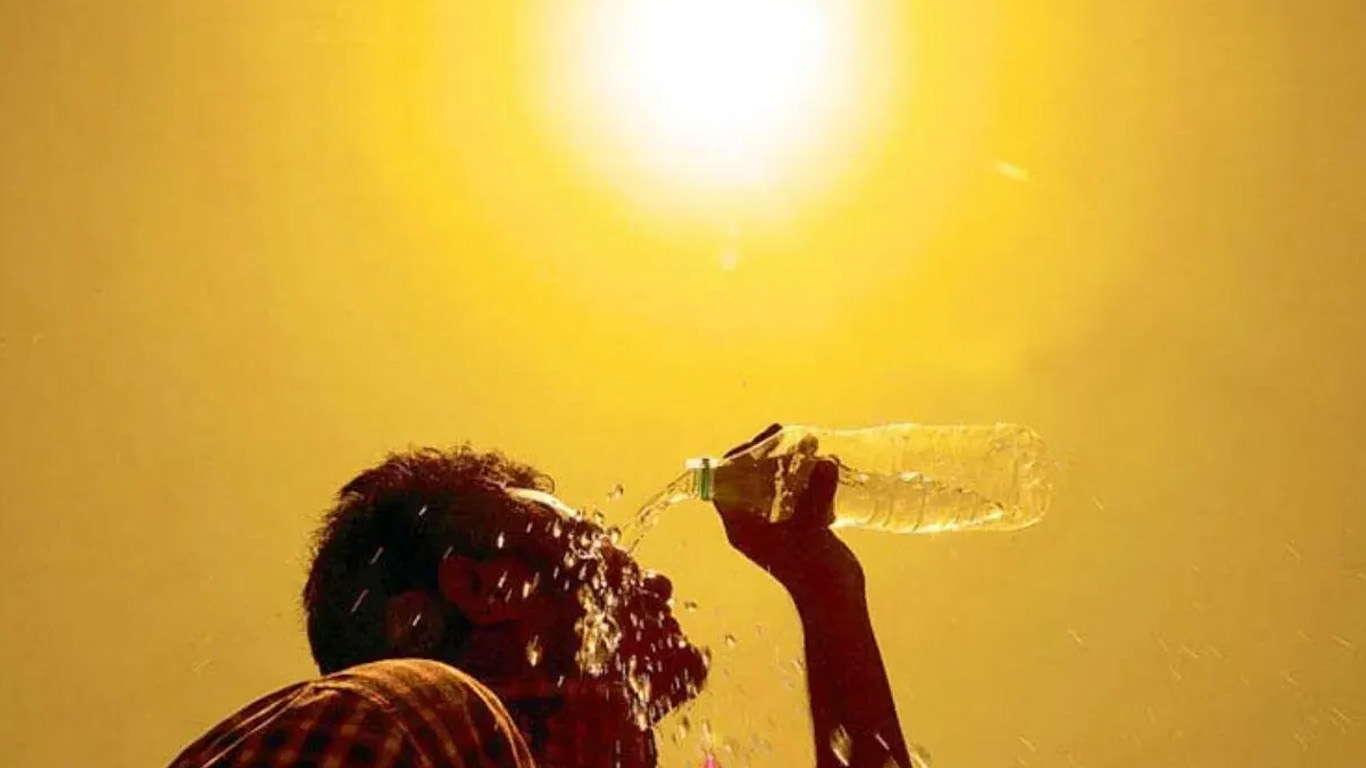 ঢাকার তাপমাত্রা নিয়ে দুঃসংবাদ দিল আবহাওয়া অফিস