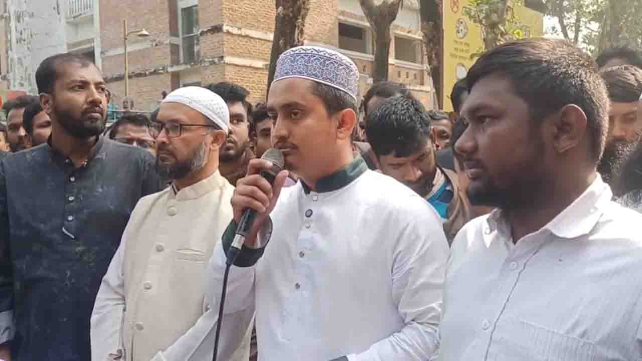 সারজিস আলমের হস্তক্ষেপে পঞ্চগড়ে বিক্ষোভ প্রত্যাহার