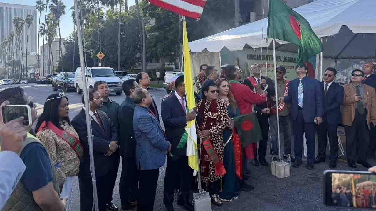 যুক্তরাষ্ট্রের লস এঞ্জেলেসে মহান বিজয় দিবস উদযাপন