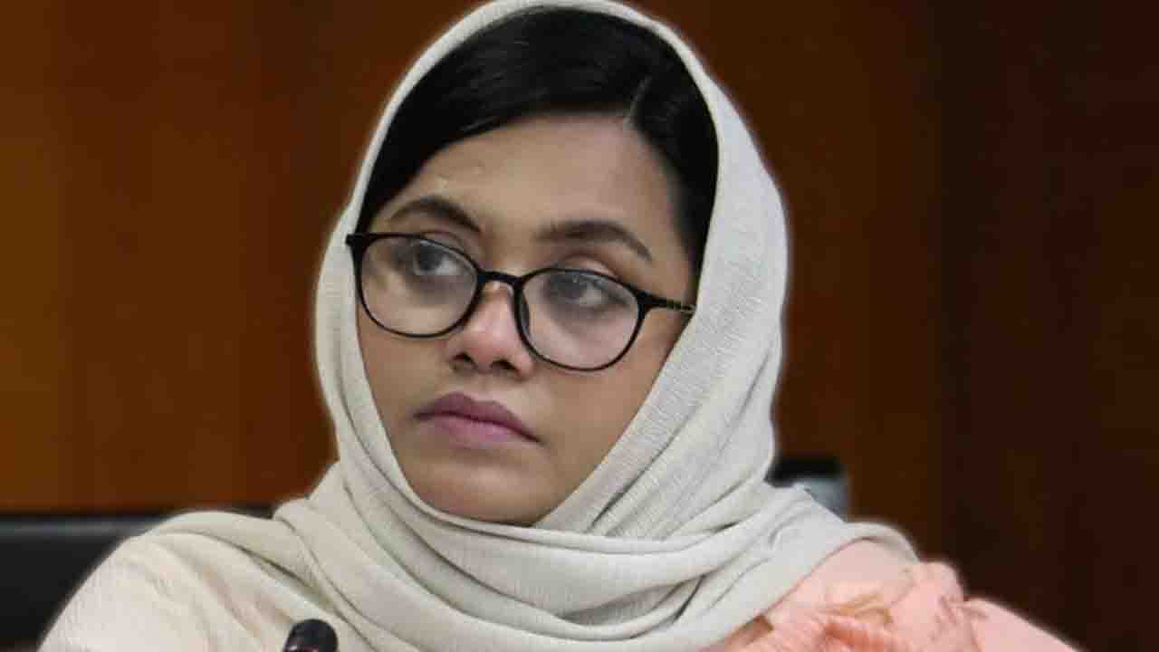 স্বাভাবিক মৃত্যুর আকুতি জানিয়ে এনসিপি নেত্রী মিতুর স্ট্যাটাস