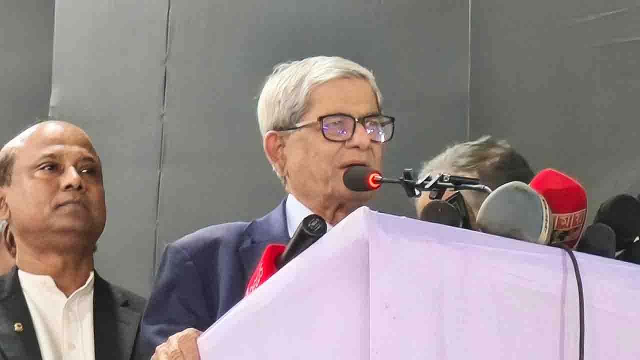 স্টিমরোলার নির্যাতনেও জনগণ থেকে বিচ্ছিন্ন হয়নি: মির্জা ফখরুল