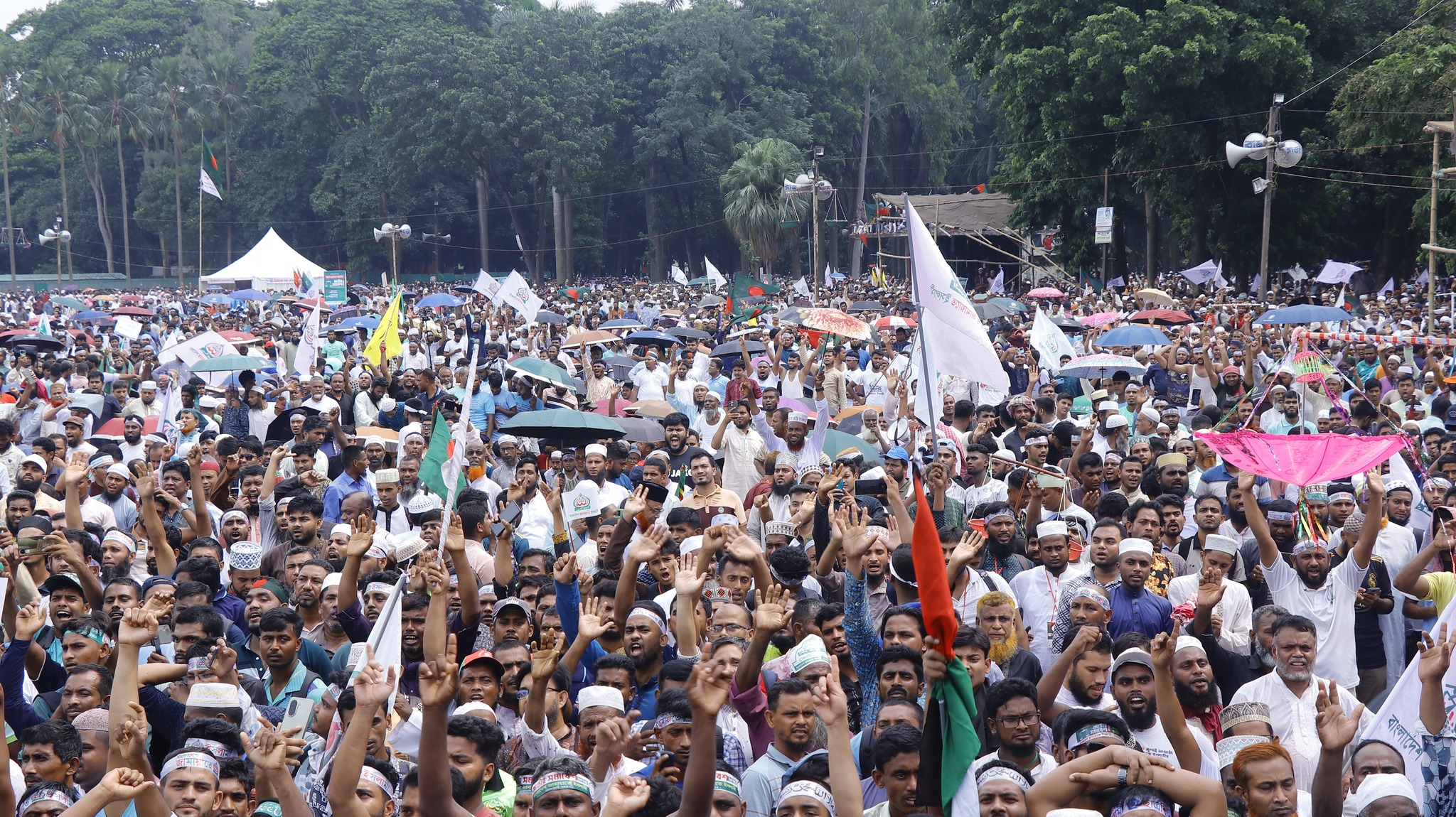 জামায়াতের সমাবেশ: ডিএমপির নজিরবিহীন নিরাপত্তা বলয় ও নেপথ্যের কারণ