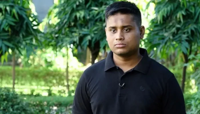 'ক্যান্টনমেন্ট থেকে' আওয়ামী লীগ পুনর্বাসনের পরিকল্পনা চলছে, অভিযোগ হাসনাত আব্দুল্লাহ'র